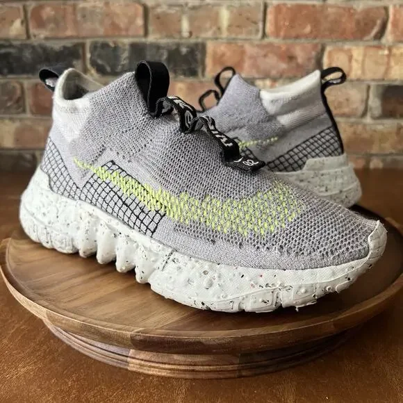 Nike Space Hippie 02 Low Knitted Men's 10 Sneakers Shoes Gray Volt CQ3988-002